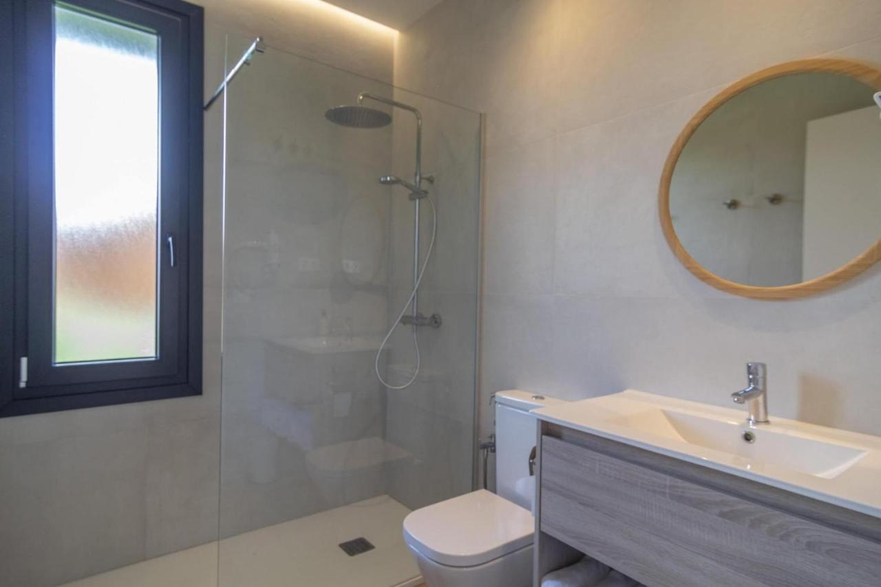Oceansuiteslangre Галисано Екстериор снимка